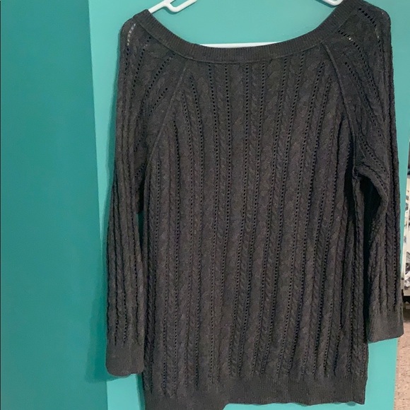 American Eagle Sweater - Picture 5 of 5